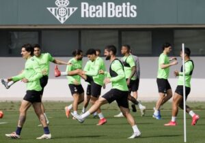 La decisión de Pellegrini que dejó a todos sorprendidos en la lista del Betis para enfrentar al Villarreal | VinylStation Radio