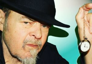La sorprendente despedida de David Thomas, el enigmático líder de Pere Ubu | VinylStation Radio