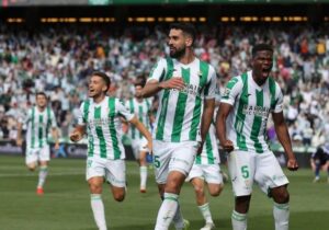¿Tienes lo que se necesita para ganar entradas dobles al duelo Córdoba CF - Cádiz? | VinylStation Radio