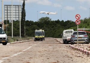 El ataque que sacudió Israel y dejó a más de seis heridos en su aeropuerto ¿Qué está pasando realmente? | VinylStation Radio