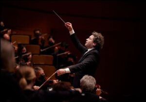 El debut de Dudamel con la London Symphony que cambiará la música clásica en España | VinylStation Radio