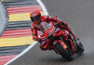 Parecía perdido en la primera curva pero Márquez tenía otro plan