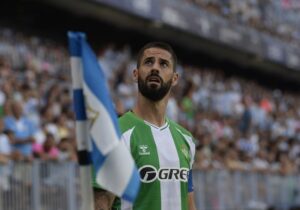 El silencio en el vestuario del Betis tras la lesión de Isco