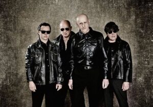 El inesperado motivo que frena la gira de Ilegales | VinylStation Radio