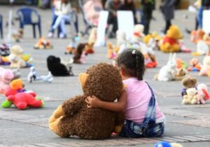 Lo que no se cuenta de los casos de abuso infantil en España | VinylStation Radio