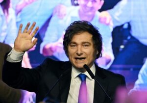 El giro inesperado que redefine el futuro de Argentina | VinylStation Radio