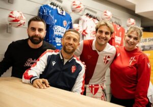 El giro que nadie esperaba en la carrera de Papu Gómez | VinylStation Radio