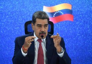 Maduro se blinda: ¿qué implica realmente su nuevo decreto de emergencia? | VinylStation Radio