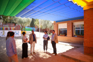 Un alumno, un toldo y una carrera contra el sol | VinylStation Radio