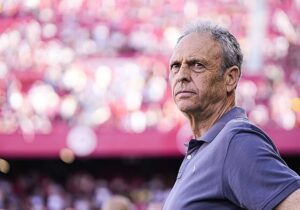 Caparrós enciende el derbi y ataca a un rival sin nombrarlo | VinylStation Radio