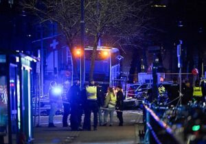 El misterio del autobús que aceleró hacia la parada en Estocolmo | VinylStation Radio