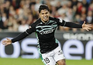 El secreto de Cucho Hernández: así superó lo inesperado | VinylStation Radio