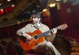 El sueño de un guitarrista flamenco que se hizo realidad antes de tiempo | VinylStation Radio