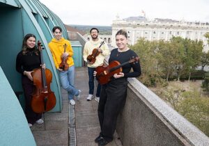 Jóvenes músicos y un debut que podría cambiarlo todo | VinylStation Radio