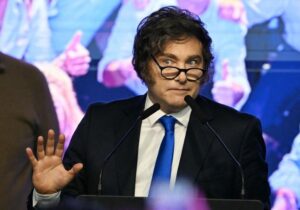 La reunión de Macri y Milei con cambios inesperados en el Gobierno | VinylStation Radio