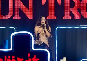 ¿Fue esto lo que sintió Rosalía en su debut con Lux? | VinylStation Radio